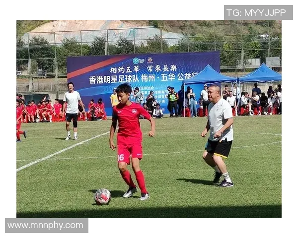 目前单独排名第二的瑞奇·卡斯蒂略有望一举两得。